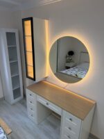 Luna Siyah Profil Cam Kapaklı LED Makyaj Masası - Görsel 4