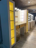 Lumina Gold – Bronz Aynalı LED Işıklı Makyaj Masası - Görsel 6