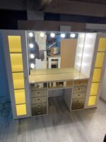 Lumina Gold – Bronz Aynalı LED Işıklı Makyaj Masası - Görsel 7