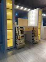 Lumina Gold – Bronz Aynalı LED Işıklı Makyaj Masası - Görsel 11